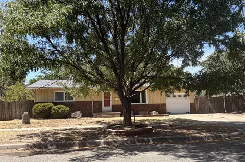 1805 N Woodrow Ct, Wichita, KS 67203
