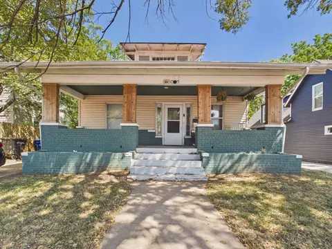 Exterior - 814 State St, Augusta, KS 67010 photo 2 of 6