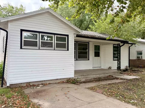 1712 S Erie St, Wichita, KS 67211