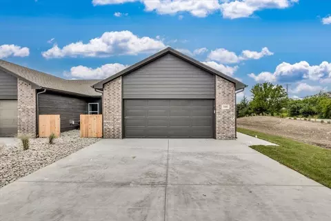 5018 N Vassar Ave, Wichita, KS 67220