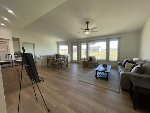 2231 E Arrowhead St, Andover, KS 67002 photo 2