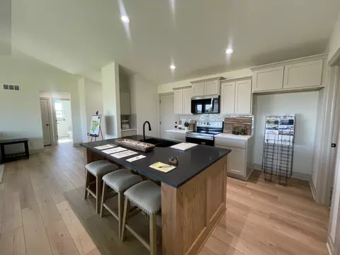 2231 E Arrowhead St, Andover, KS 67002 photo 3