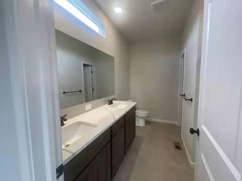 Bath - 2224 E Arrowhead St, Andover, KS 67002 photo 1 of 2