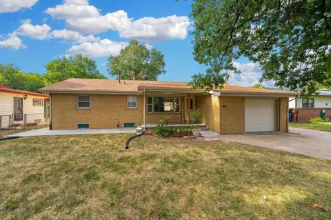 1921 E Scott Ave, Wichita, KS 67216