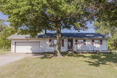 1247 N Hydraulic, Belle Plaine, KS 67013