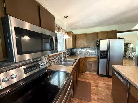 Kitchen - 1152 Old Hwy 40, Abilene, KS 67410 photo 1 of 1