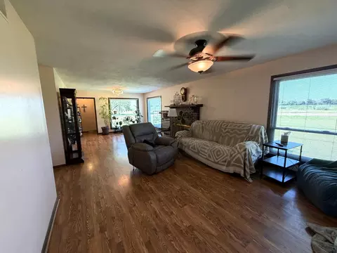 Living - 1152 Old Hwy 40, Abilene, KS 67410 photo 1 of 2