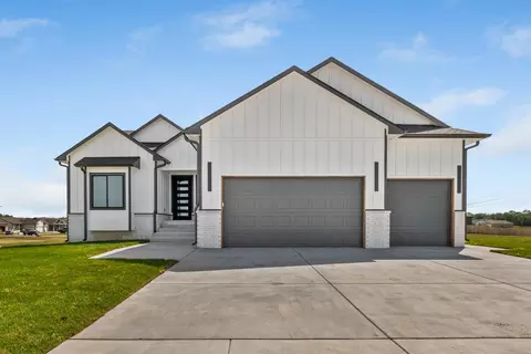2644 E Ironstone Ct, Park City, KS 67219