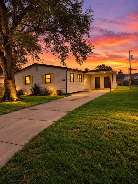 2327 W Grant Ave, Wichita, KS 67213