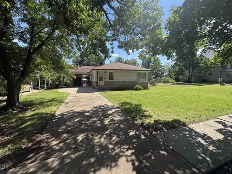 Exterior - 815 E 1st, Eureka, KS 67045 photo 7 of 7