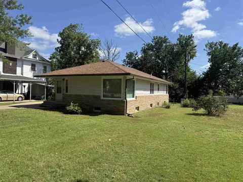 Exterior - 815 E 1st, Eureka, KS 67045 photo 3 of 7