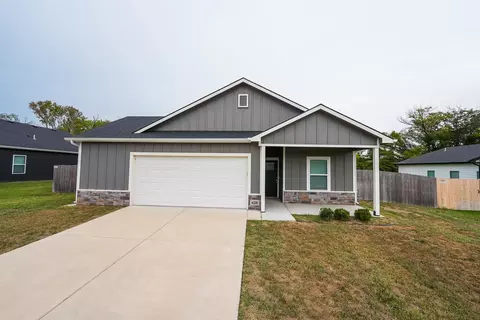 620 W Finney Ave, El Dorado, KS 67042