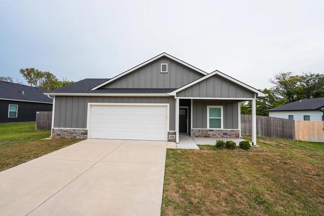620 W Finney Ave, El Dorado, KS 67042