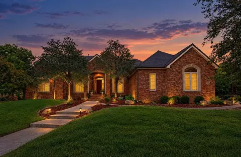 8513 E Bridlewood, Wichita, KS 67206