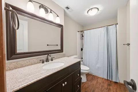 Bath - 200 E Stone Path, Derby, KS 67037 photo 2 of 2