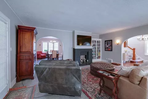 Living - 902 E 8th Ave, Winfield, KS 67156 photo 2 of 4