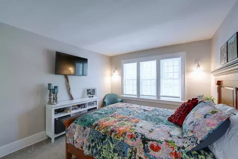 Bedroom - 902 E 8th Ave, Winfield, KS 67156 photo 2 of 4