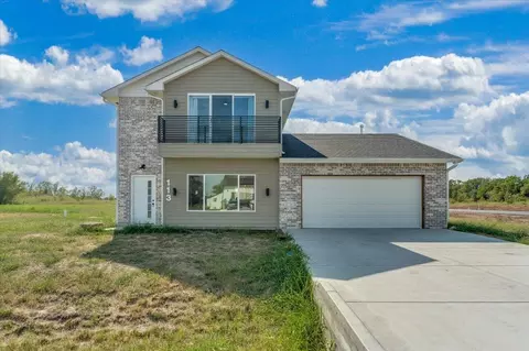 113 S Sycamore, Valley Center, KS 67147