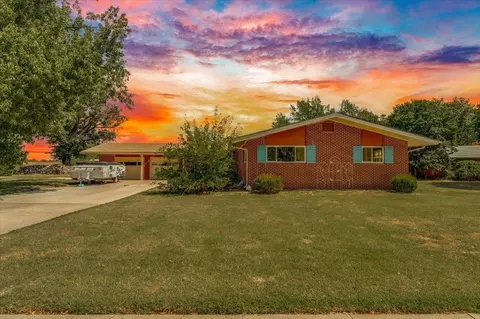 1610 W 34th St N, Wichita, KS 67204