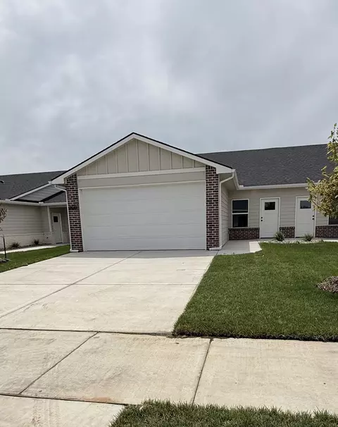 5425 W Rolly UNIT 100, Wichita, KS 67215