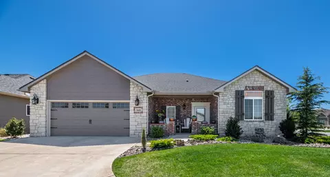 3632 N Lakeway Ct, Wichita, KS 67205