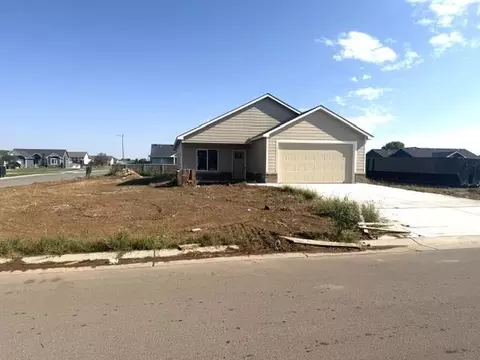 4618 S Doris Ct, Wichita, KS 67215