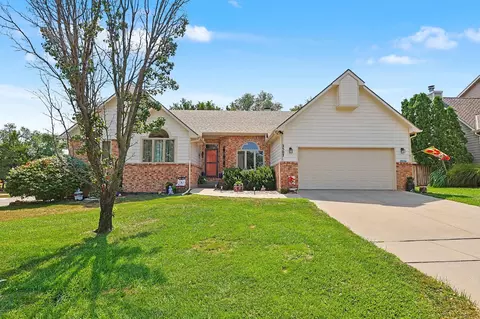 2507 N Cranbrook Ct, Wichita, KS 67226