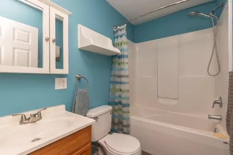 Bath - 1905 Deer Rd, Abilene, KS 67410 photo 1 of 2
