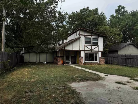 1313 S Fern St, Wichita, KS 67213