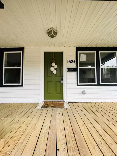 1624 E Morris, Wichita, KS 67211