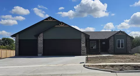 11823 E Mount Vernon Rd, Wichita, KS 67207