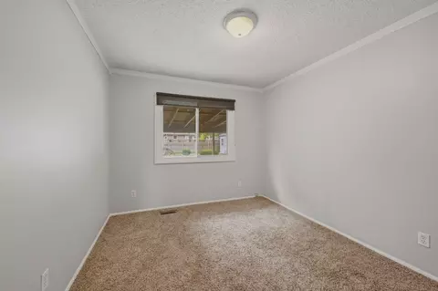 Bedroom - 513 E Burning Tree Rd, Derby, KS 67037 photo 5 of 5