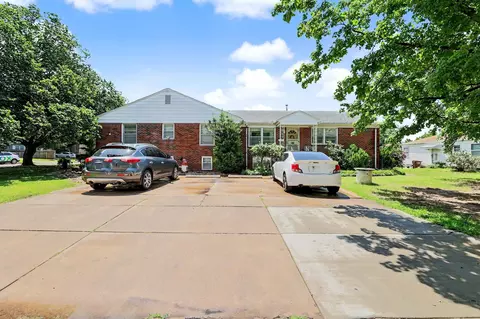 3421 E _3423 E Penley Dr, Wichita, KS 67218