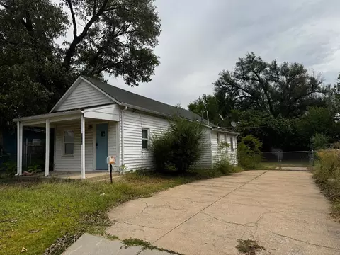 1318 S Meridian Ave, Wichita, KS 67213