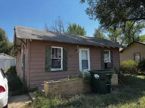522 N Carey St, Hutchinson, KS 67501