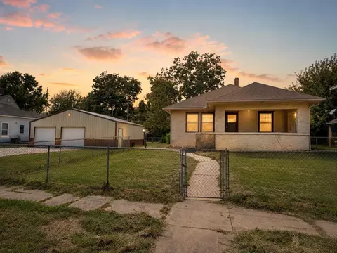 507 S B St, Arkansas City, KS 67005