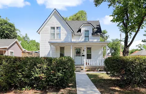 116 SW 3rd St, Newton, KS 67114