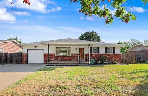 1946 W Greenfield St, Wichita, KS 67207