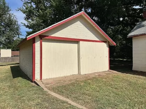 Other - 306 S King, Maize, KS 67101 photo 2 of 3