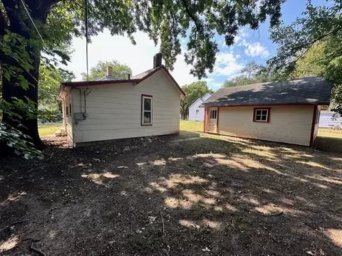 Exterior - 306 S King, Maize, KS 67101 photo 6 of 6