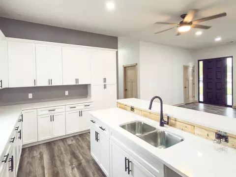 Kitchen - 115 E 20th, Beloit, KS 67420 photo 1 of 4