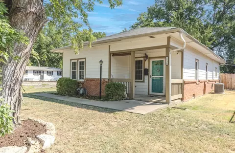 1530 Frankfort, Winfield, KS 67156