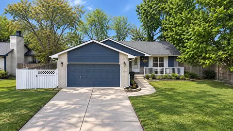 1607 S Lark Ct, Wichita, KS 67209