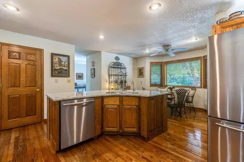Kitchen - 2457 Haven Dr, Abilene, KS 67410 photo 3 of 4