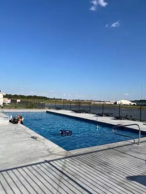 Exterior - 2338 S Spring Hill Ct, Goddard, KS 67052 photo 10 of 12