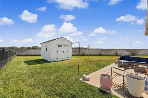 Exterior - 2338 S Spring Hill Ct, Goddard, KS 67052 photo 4 of 12