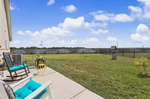 Exterior - 2338 S Spring Hill Ct, Goddard, KS 67052 photo 8 of 12