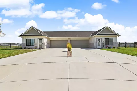 Exterior - 2338 S Spring Hill Ct, Goddard, KS 67052 photo 9 of 12