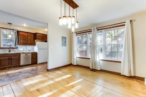 Dining - 720 E 8th Ave, Winfield, KS 67156 photo 1 of 1