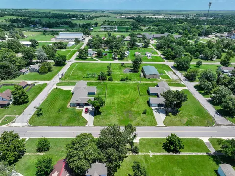 View/Area - 1108 N Main #112 E 11TH ST, Eureka, KS 67045 photo 3 of 6